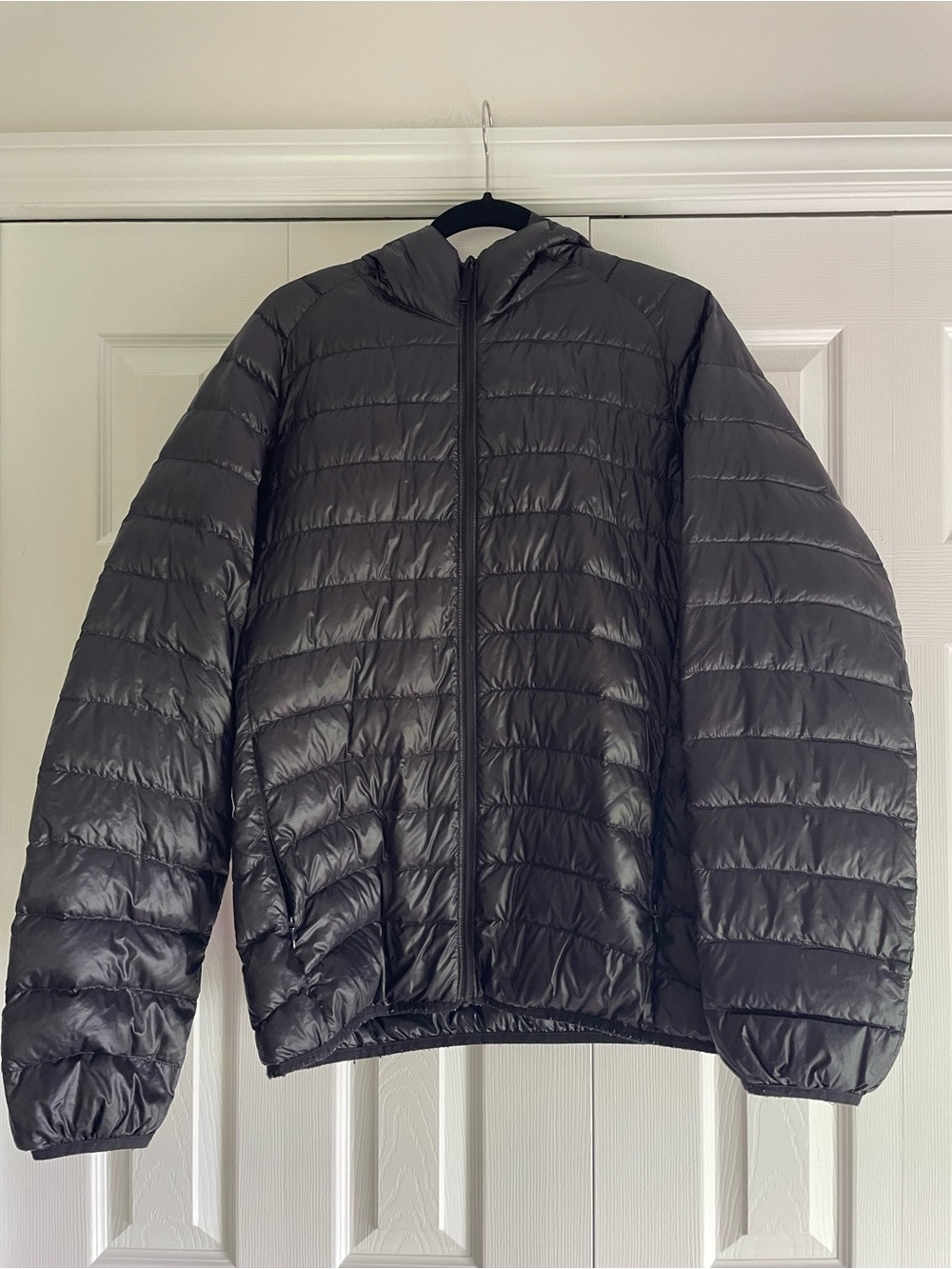 Men's Lightweight Black Packable Puffer Down Jacket - Hooded